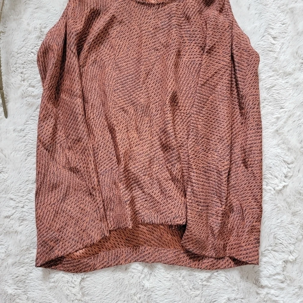 Joie 100% Silk Burnt Orange Geometric Sleeveless Blouse Size XS - Picture 3 of 11